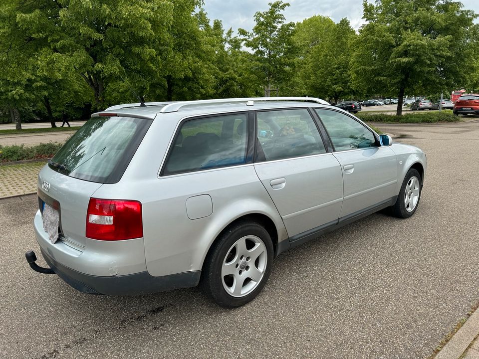 Audi A6 2.5 TDI tiptronic quattro Avant top sauber Bj. 10/2000 in Rheinfelden (Baden)