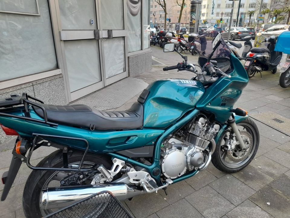 Yamaha XJ 900 Diversion in Düsseldorf