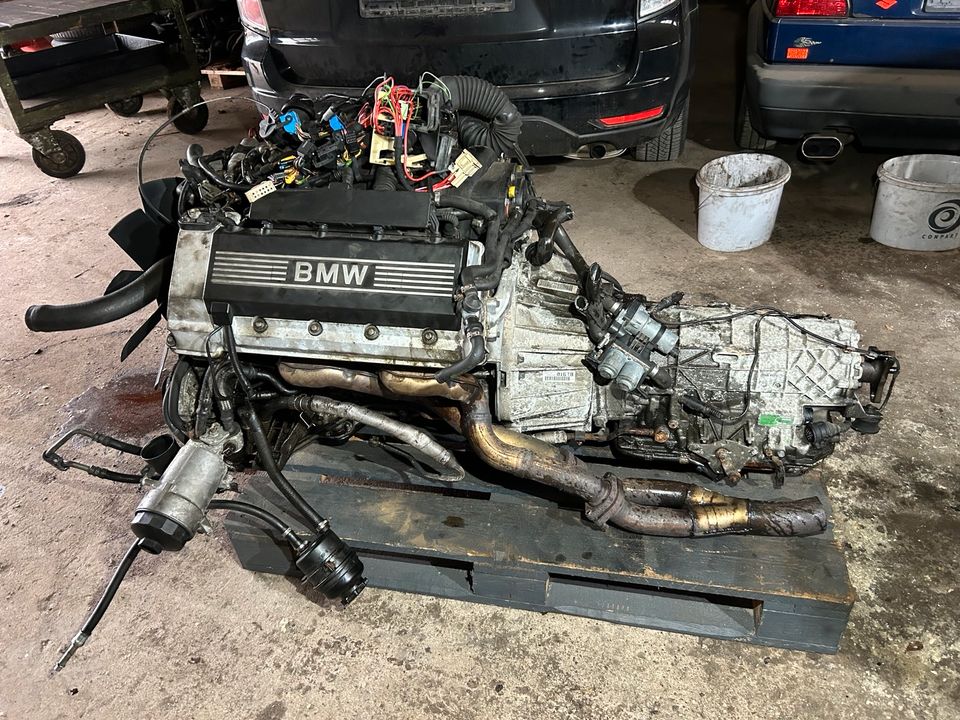 BMW E38 740 V8 Motor M62B44 Automatikgetriebe 5HP-24 in Spenge