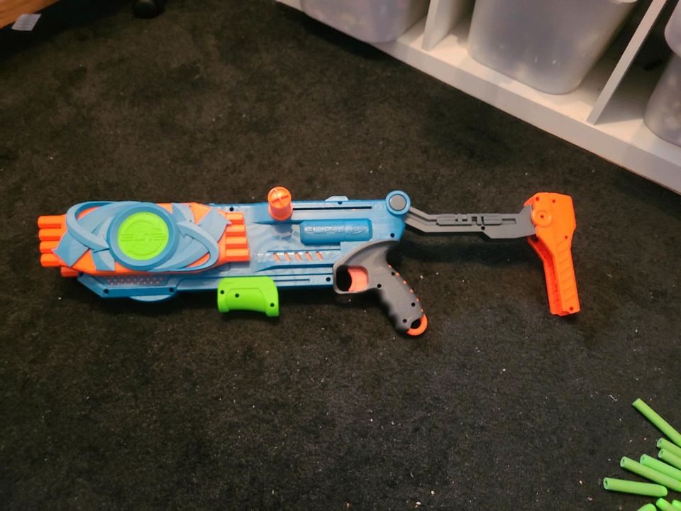 Nerf ELITE 2.0 " Flip-16" gebraucht in Bad Krozingen