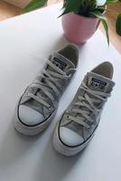 Sneaker 37.5 graue Converse Nordrhein-Westfalen - Neuss Vorschau