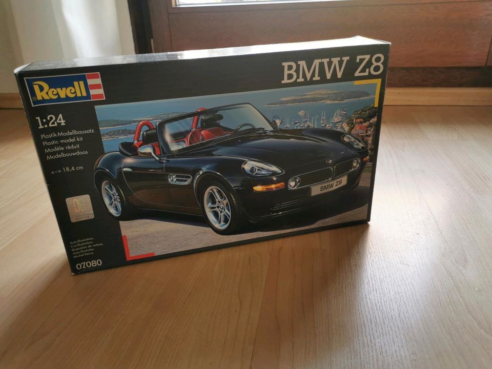 BMW Z8 1:24 Modell in Nessetal