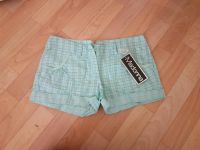 Madonna Shorts XS 34 kurze Hose grün Karo Friedrichshain-Kreuzberg - Kreuzberg Vorschau