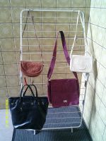 Handtaschen, 4 Stück, verkaufe einen Teil meiner Handtaschen Nordrhein-Westfalen - Gelsenkirchen Vorschau