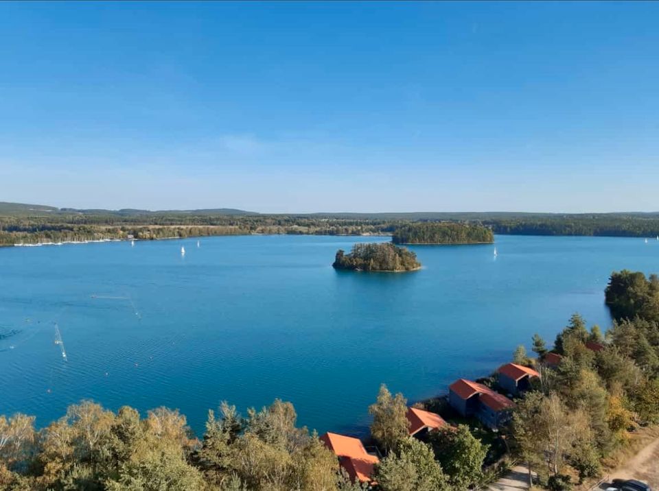 Steinberg am See, exklusive Haushälfte KfW 55 mit Dachterrasse in Steinberg am See