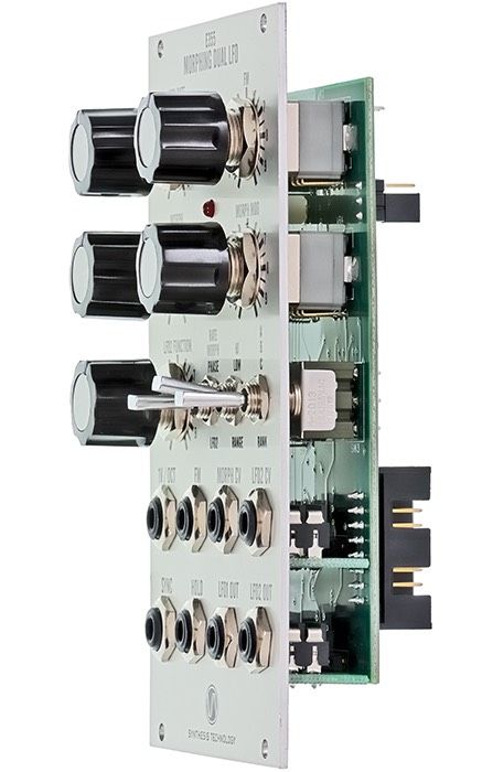 Synthesis Technology E355 Morphing Dual LFO in Berlin