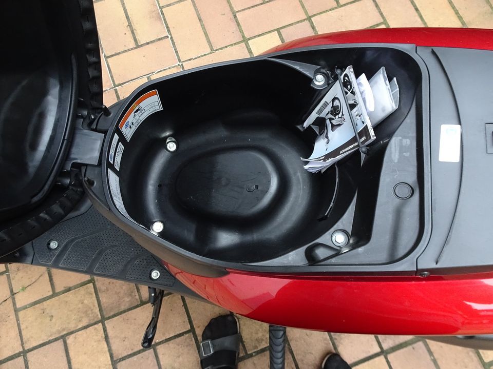 Honda Vision 110 2xUSB Topcase Adapterplatte verlängert in Bamberg