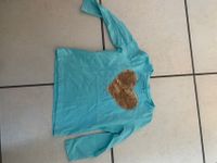 Langarm T-Shirt mint mit goldenem Herz Gr. 92/98 Nordrhein-Westfalen - Harsewinkel Vorschau