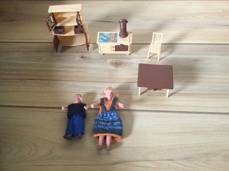 Puppenhausmöbel in Kiel