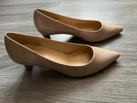 Neue GABOR Kaffr-Lack Pumps in sand UK 6,5 Gr. 39 Nordrhein-Westfalen - Moers Vorschau