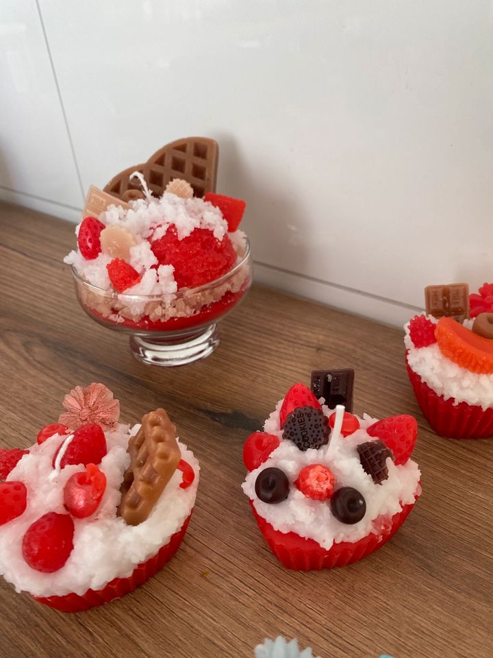 Cupcake und Eisbecher Kerzen Handmade in Meinersen