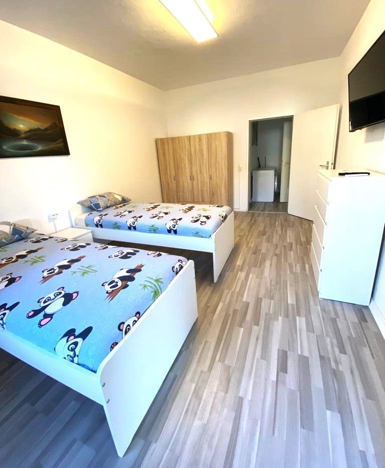 3-Zimmer-Monteurwohnung (bis 8 Personen) in Duisburg - Felde & Felde SLP GmbH - in Duisburg