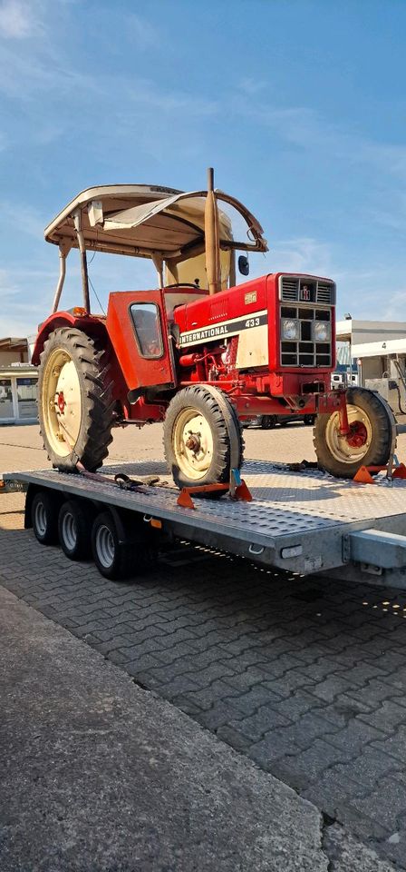 Abschlepp Überführungen KFZ Autotransport Oldtimer Traktoren in