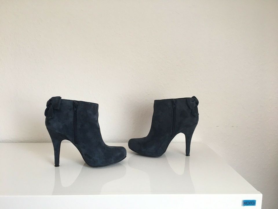 Ankle Boots ( Plateau) - 3 Suisses collection- selten getragen! in Hattersheim am Main