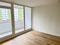 2 Zimmer Wohnung inkl. Duschbad und Balkon Schwerin - Großer Dreesch Vorschau