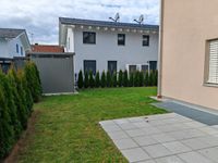 Sonnige gr. 5,5 Zi. Whg. mit über 100m² Privatgarten Kr. München - Brunnthal Vorschau