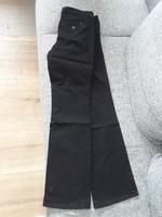 Tommy Hilfiger Hose Jeans Gr. 40 fast neu Nordrhein-Westfalen - Kreuzau Vorschau