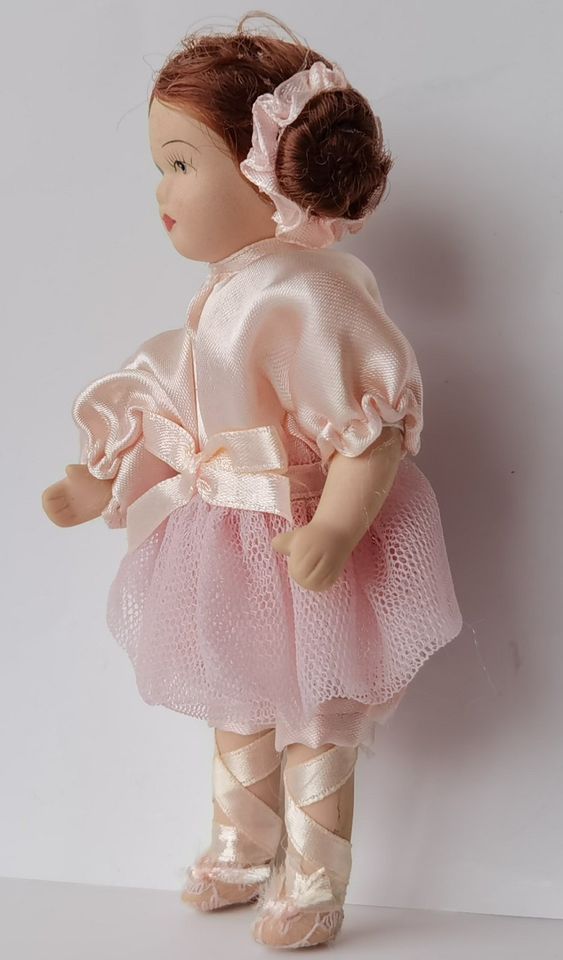 Porzellanpüppchen, Puppe ca. 15 cm, Ballerina, TOP Zustand, Neu in Obertraubling