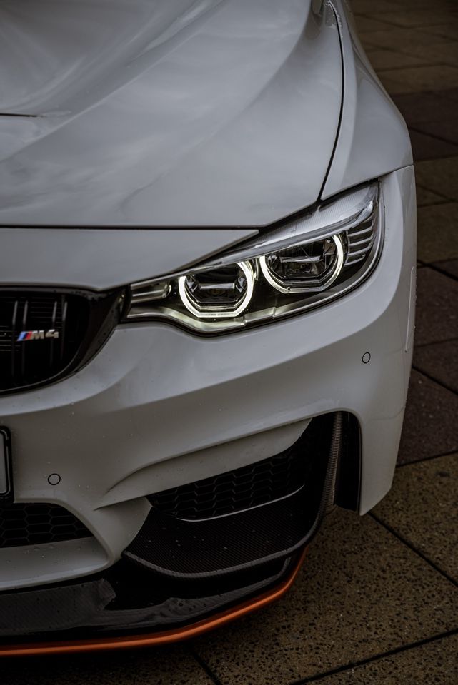 BMW M4 GTS 1 of 700 mieten Sportwagen Coupé Berlin in Berlin