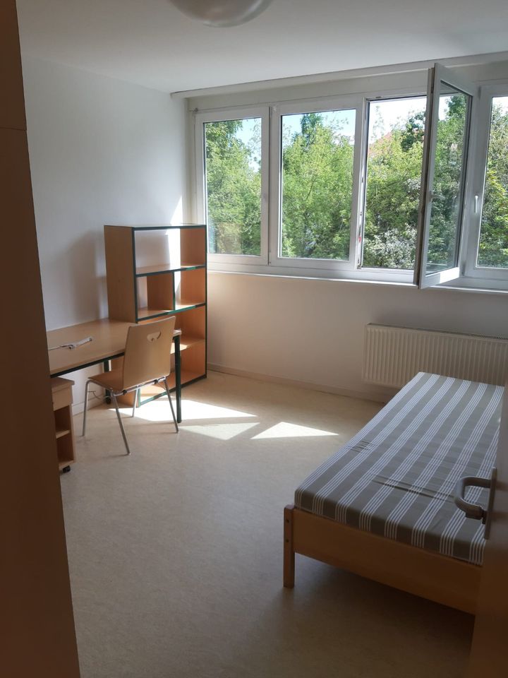 Nachmieter für Zimmer in Studentenwohnheim gesucht in Leipzig