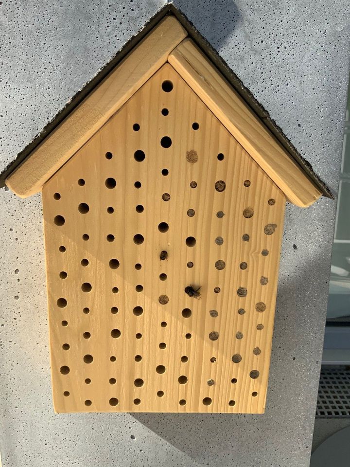 Wildbienenhaus Insektenhotel Hilfe gegen Bienensterben "EILT"!!!! in Marbach am Neckar