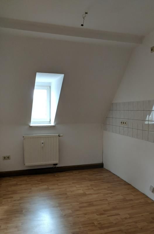 Schicke 2-Raum-Wohnung im DG in Burgstädt - AB SOFORT in Burgstädt