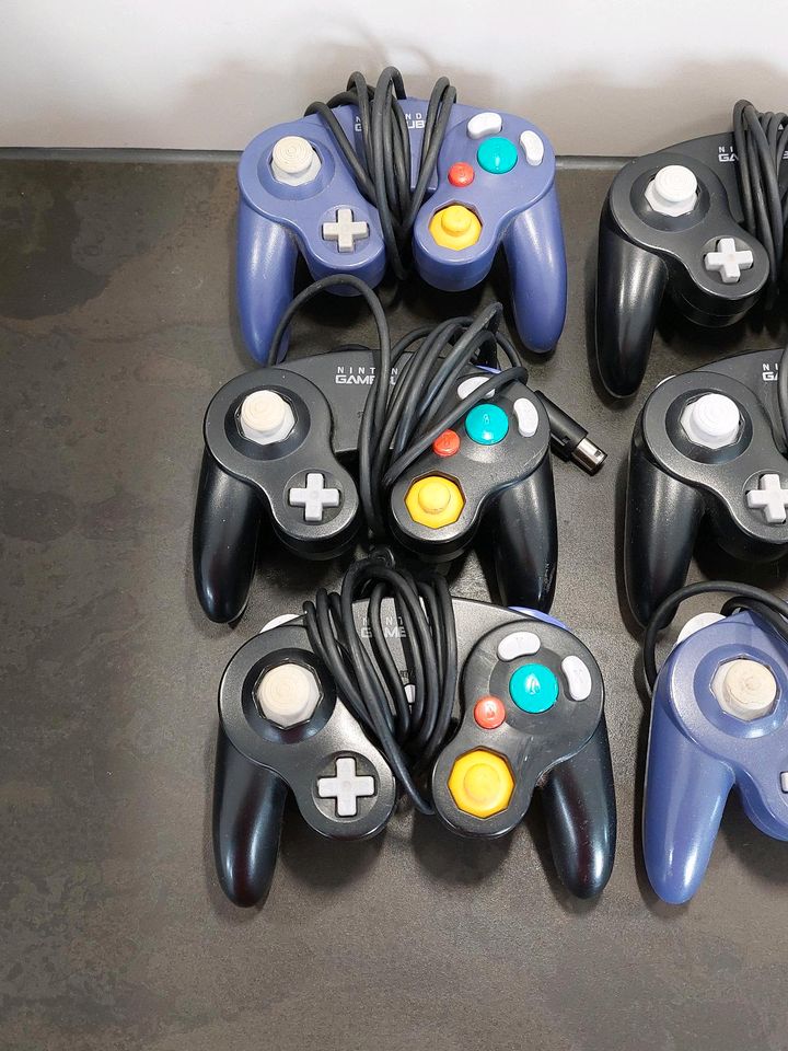 Nintendo Gamecube Controller in Schiltberg