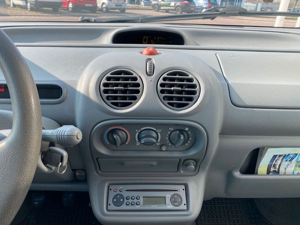 Renault Twingo 1.2*Tüv 06.25*Klima*8-Fach*BC*CD* in Sömmerda