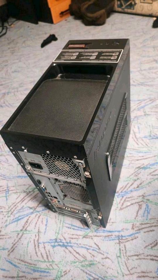 Lenovo gaming PC in Sulz