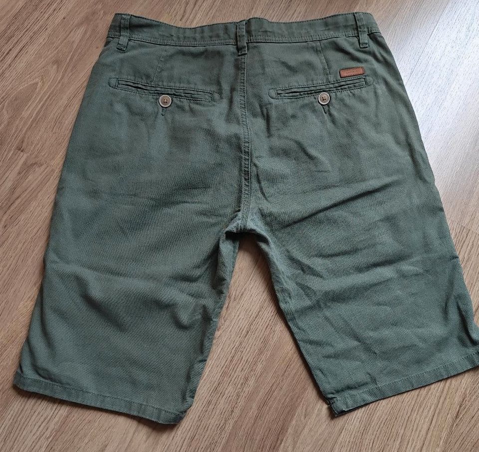 Esprit Leinenshorts, Größe 30 in Kriftel