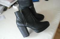 Stiefeletten Damenschuhe schwarz Gr. 37 Haushaltsauflösung 31.07. Hessen - Künzell Vorschau