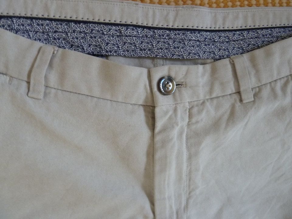 Esprit Shorts Cargo Chino hellgrau Gr. 52 Baumwolle Barcelona Fit in Regensburg