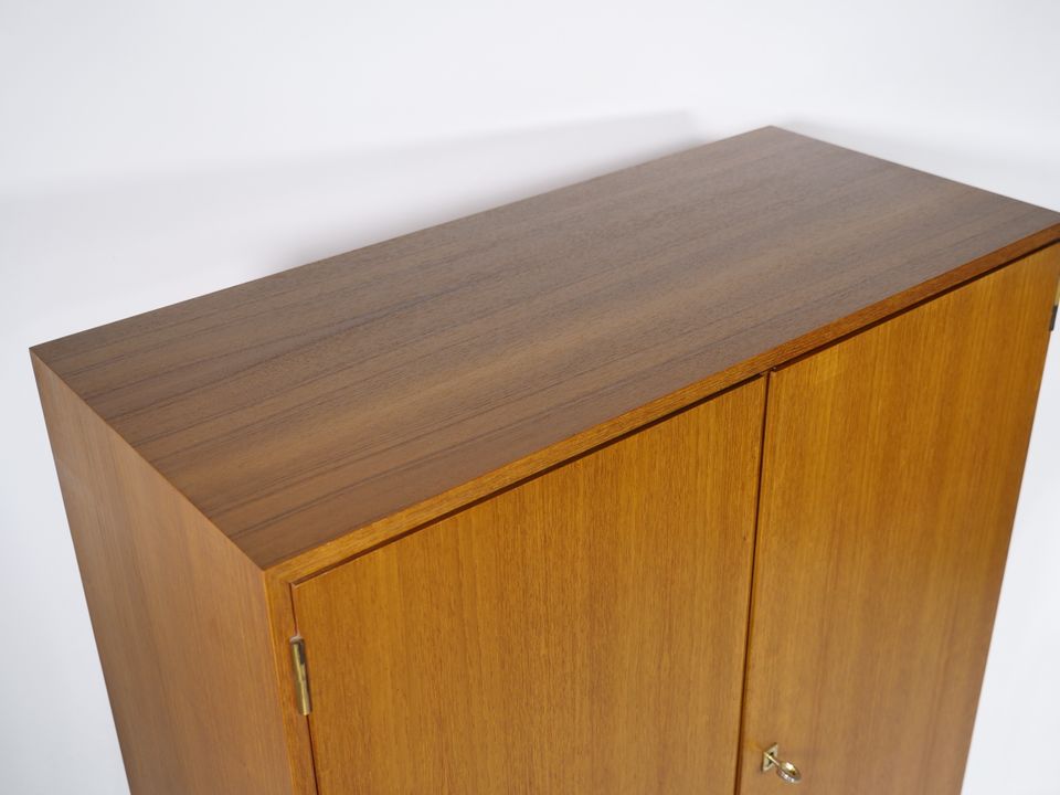 Teak Vintage Schrank 60er Jahre Kommode Highboard Sideboard skand in Mainz