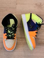 Nike AIR Jordan 1 Sneaker Neon 38. Für das Paar 50 Euro Hamburg-Nord - Hamburg Winterhude Vorschau