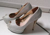 Silbern glänzende Schuhe mit absatz Nordrhein-Westfalen - Kreuzau Vorschau