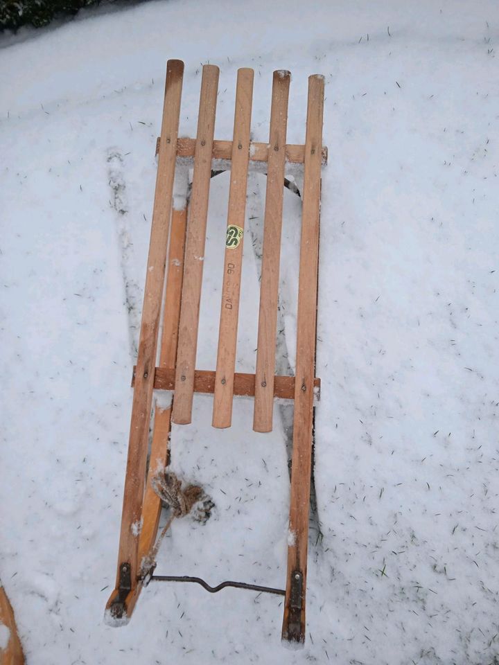 Holzschlitten Schlitten Davos 90 cm - sehr guter Zustand! in Höchstadt