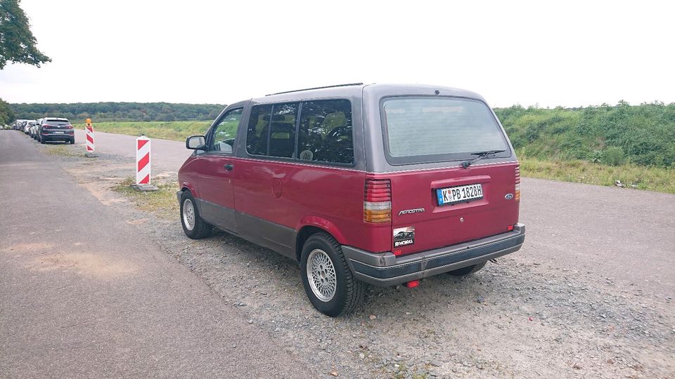 Ford Aerostar in Köln