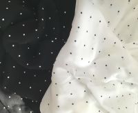 Stoff leicht Nähen Bluse Kleid Rock weißschwarz Punkt dots Sommer Brandenburg - Teltow Vorschau