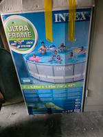 INTEX Ultra Frame  4.88 x 1.22 Rundpool Aufstellpool Nordrhein-Westfalen - Krefeld Vorschau