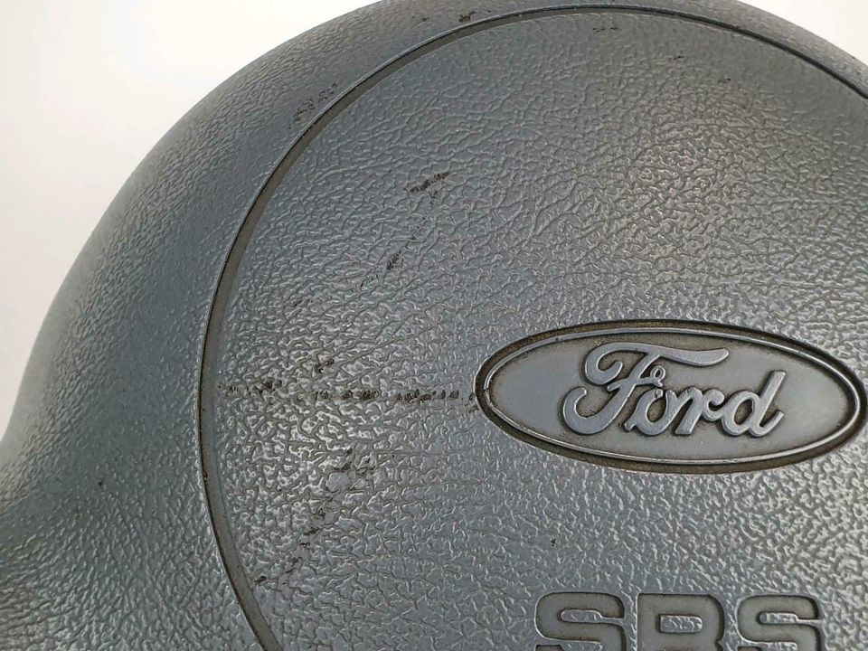 Ford KA RBT Lenkrad mit Airbag Lenkung Lenker in Niederkassel