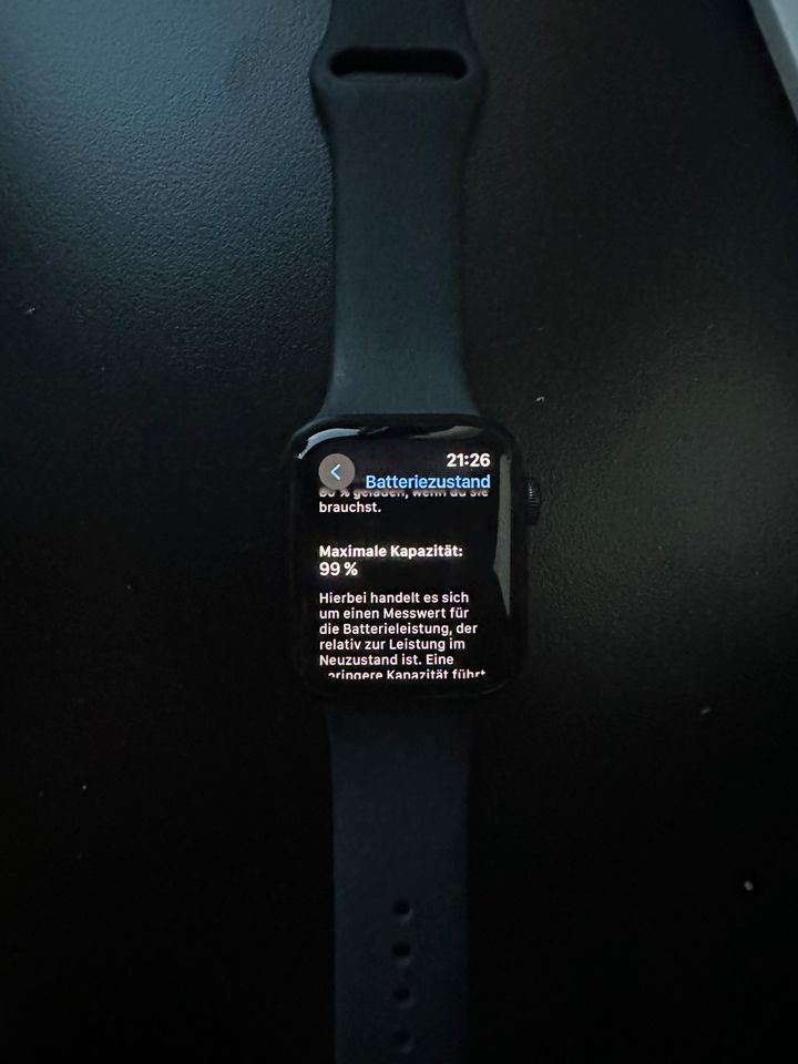 Apple Watch SE 2022 44mm mitternacht in Dortmund