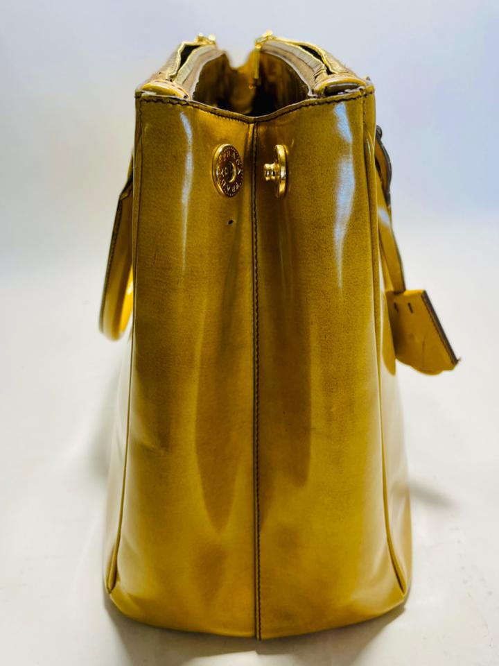 PRADA Yellow Patent Leder Medium Double Zip Tote Handtasche in Dresden
