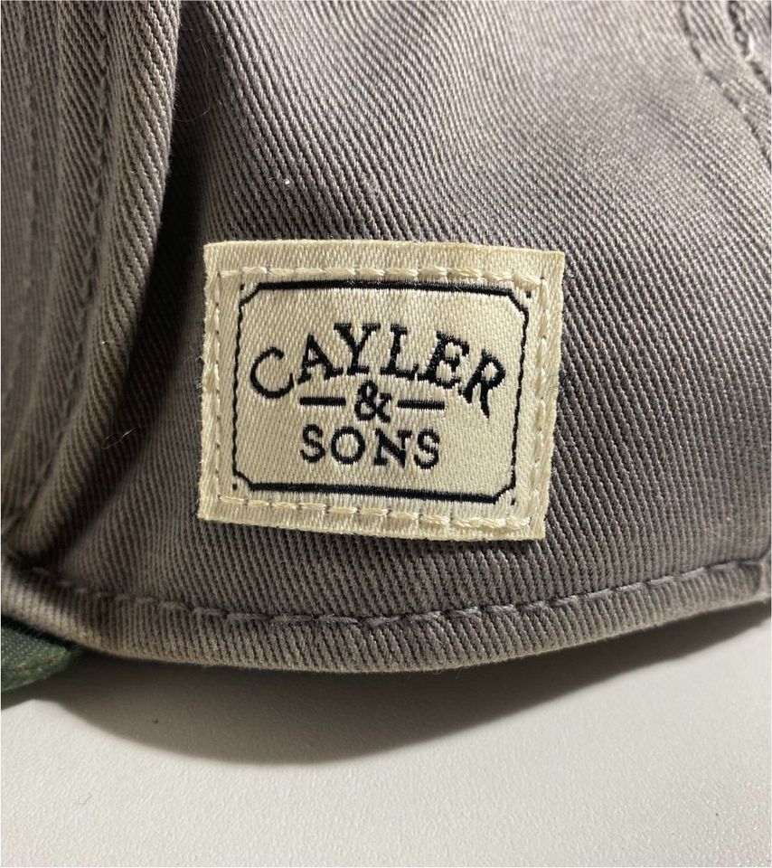 Cayler & Sons Cap Galaxy Weltall Premium Headwear grau in Sinzheim