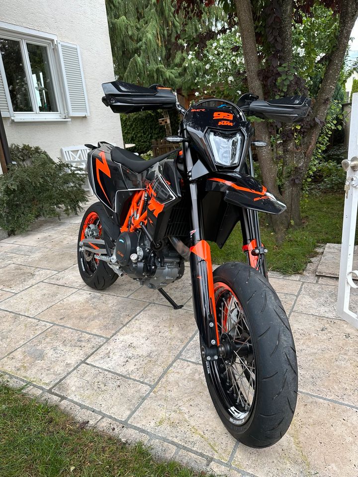 KTM 690 SMC R in Schwabhausen