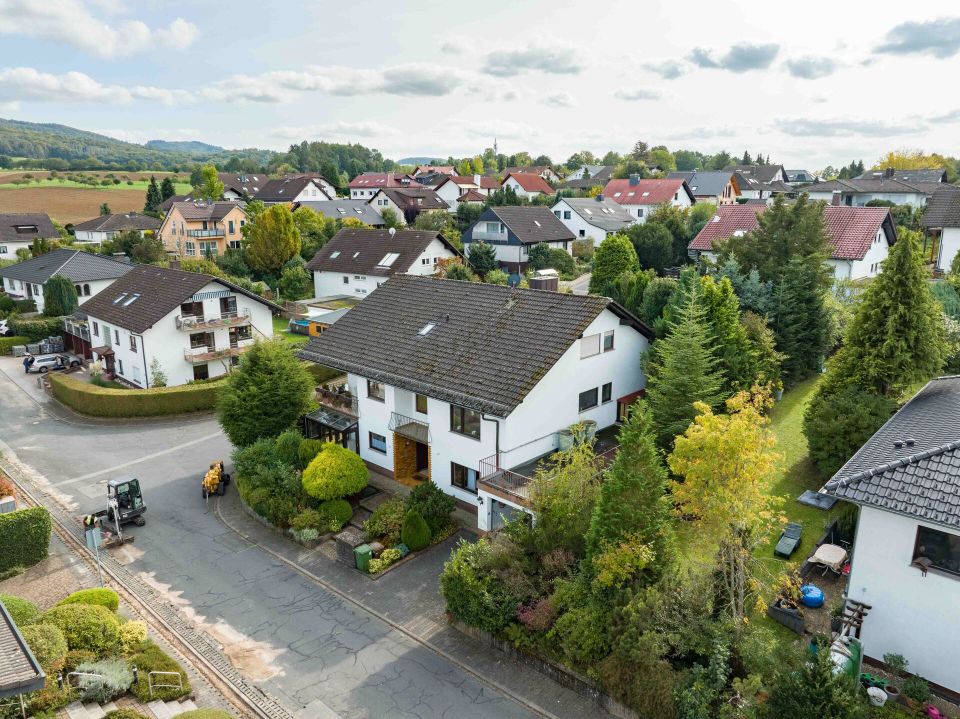 5-Zi-Wohnung | 151 m² Wohnfl. | Garage, Stellpl., Wintergarten, Kamin, Terrasse, 2 Balkone, Garten in Rimbach