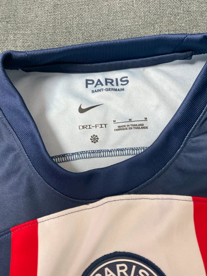 Paris Saint Germain trikot Mbappé Gr.M in Pforzheim