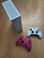 Xbox Series S mit zwei Controllern Schleswig-Holstein - Norderstedt Vorschau