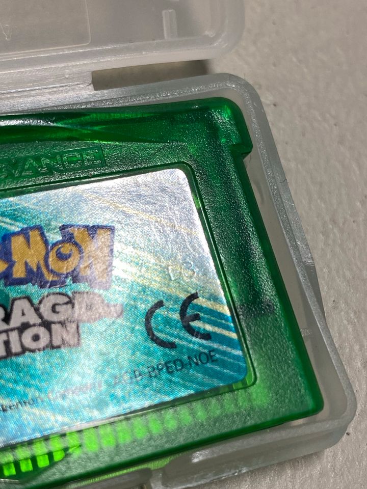 Gameboy Advance Pokémon Smaragd-Edition Grün in Osnabrück