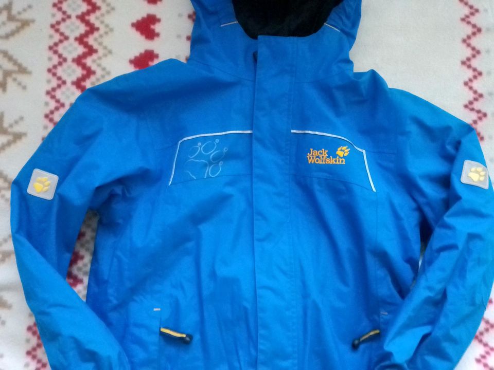 Doppeljacke Jacke Jack Wolfskin 140 in Plön 