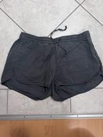 Graue Short H&M - Größe 46 Bayern - Herzogenaurach Vorschau